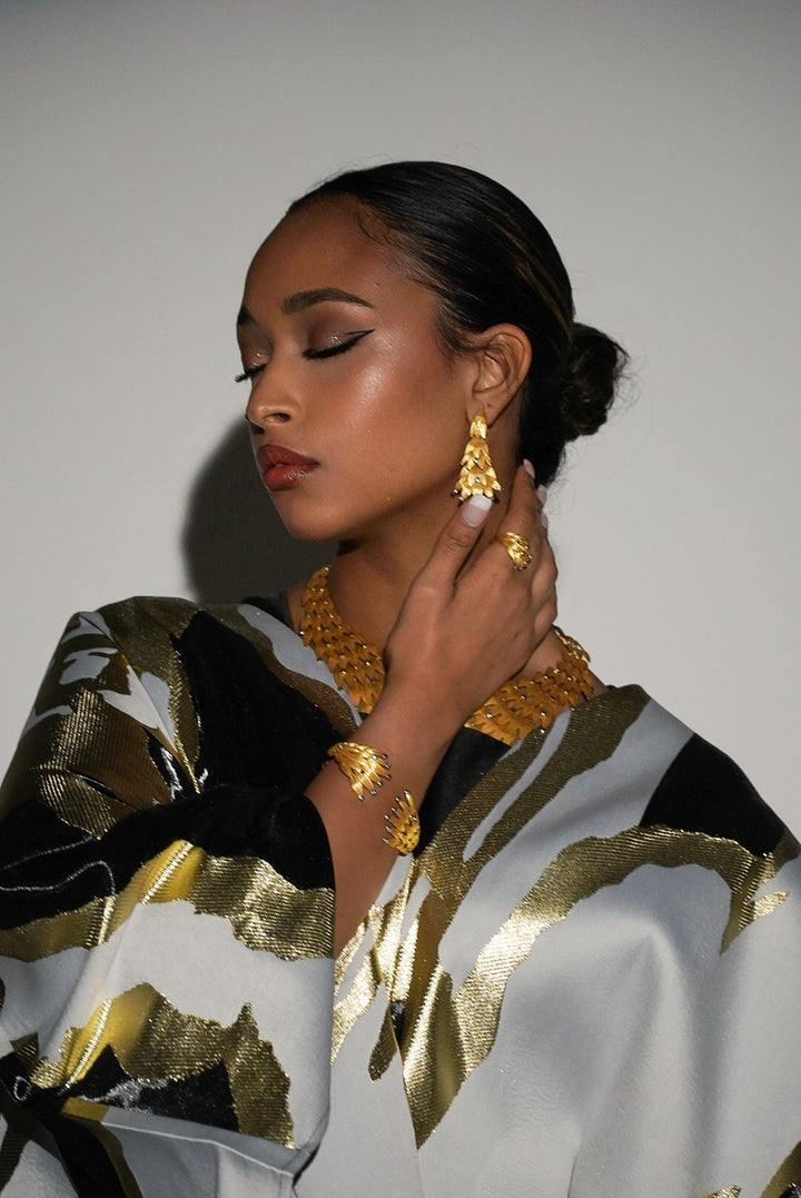 HAYZO Pure Silk Liquid Organza with Jaquard Detailing