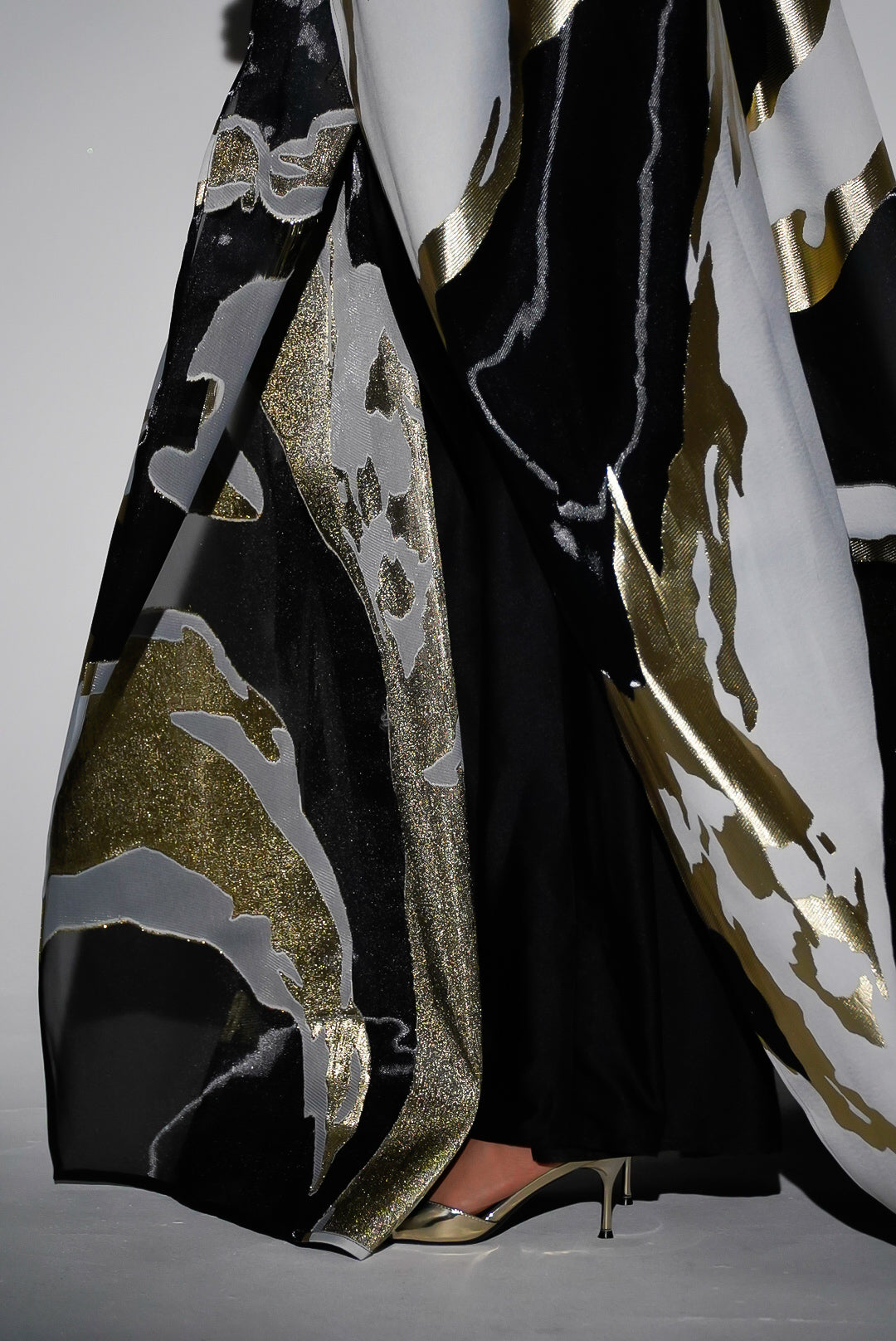 HAYZO Pure Silk Liquid Organza with Jaquard Detailing