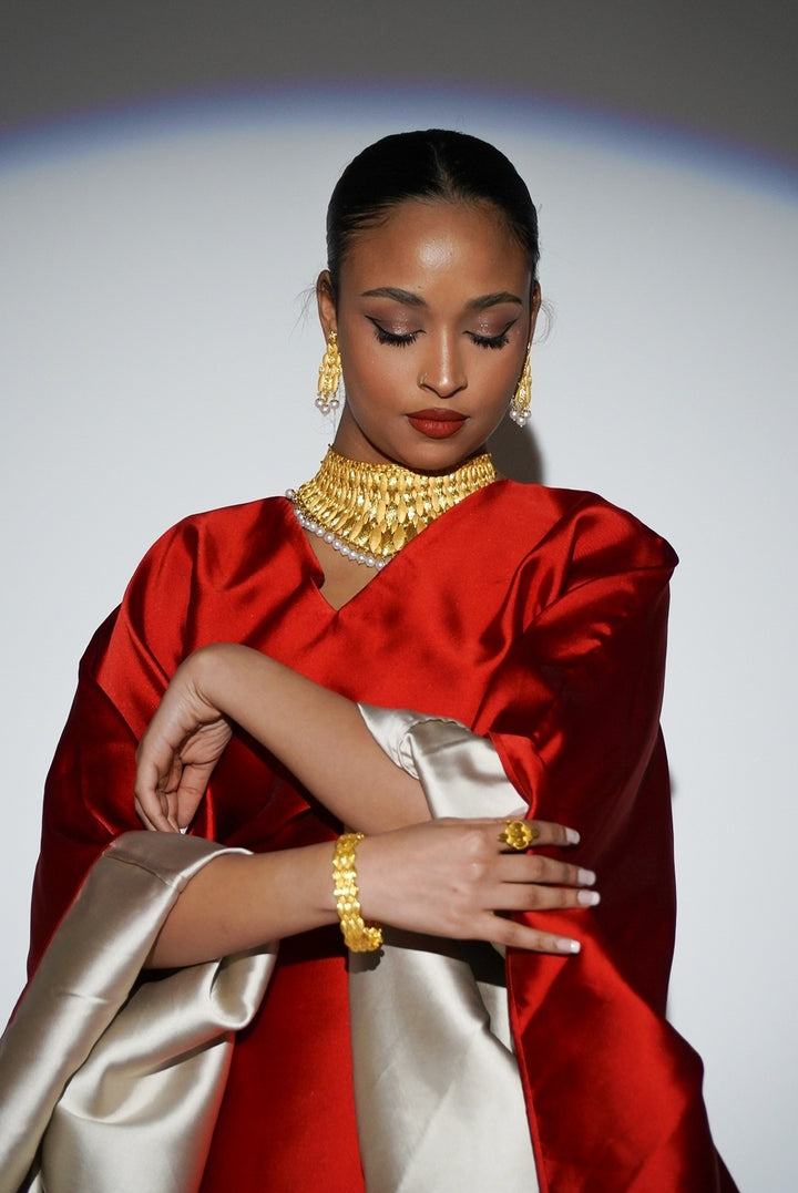 HAYZO Pure Silk Mikado Dual Colour Fabric Kaftan in True Deep Red