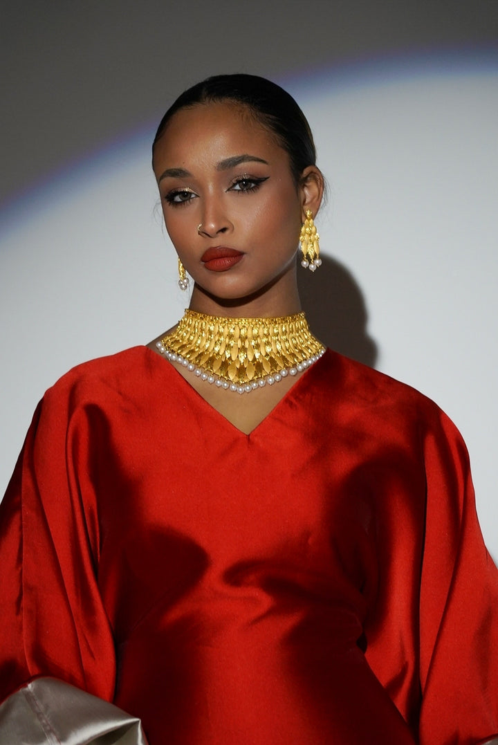 HAYZO Pure Silk Mikado Dual Colour Fabric Kaftan in True Deep Red